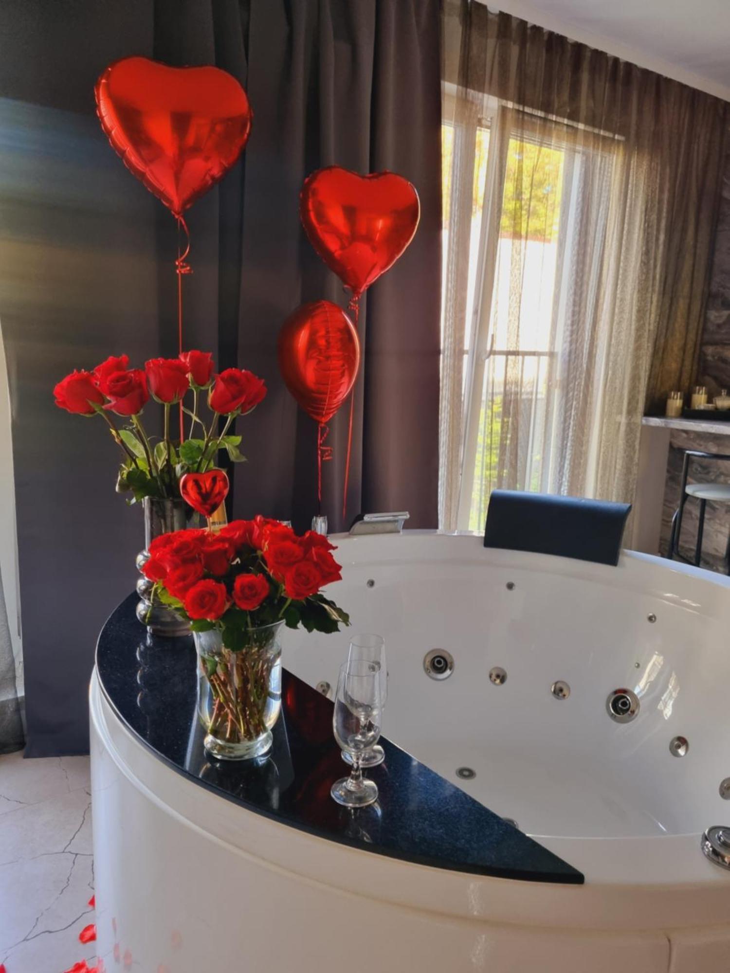 Apartament Jacuzzi Краків Екстер'єр фото